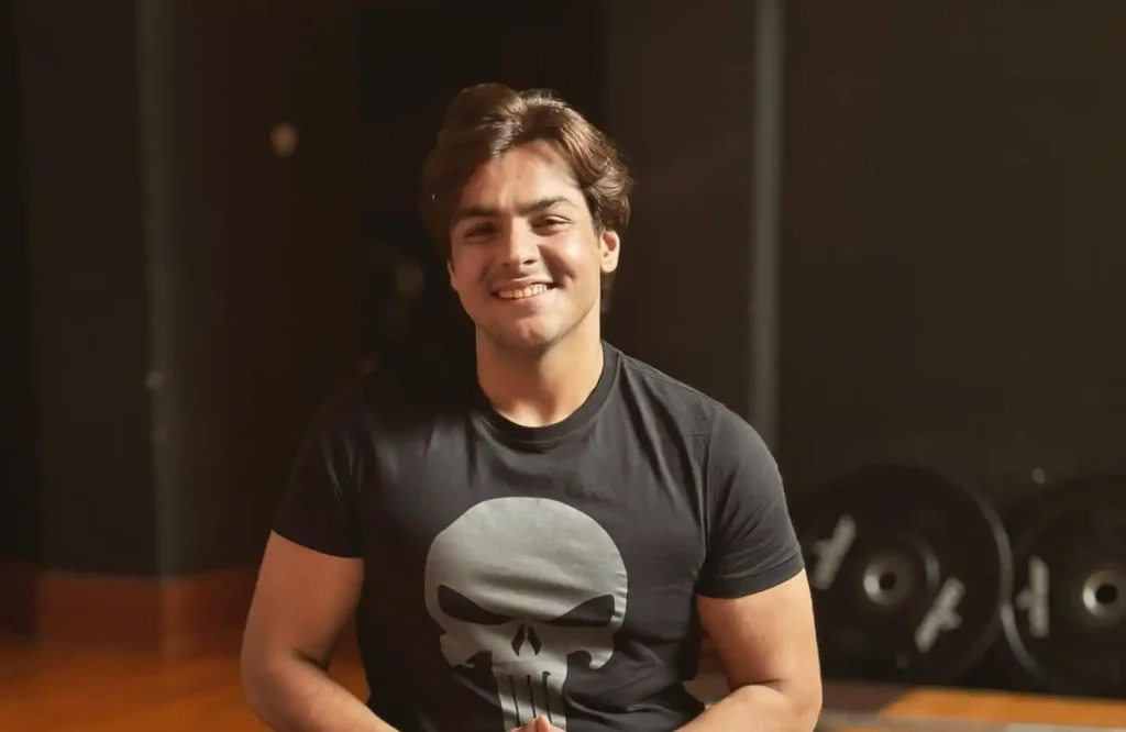 Ashish Chanchlani Biography- Net Worth, Age, Family, Girlfriend & More 86 Ashish Chanchlani Biography - Net Worth, Age, Family, Girlfriend & More