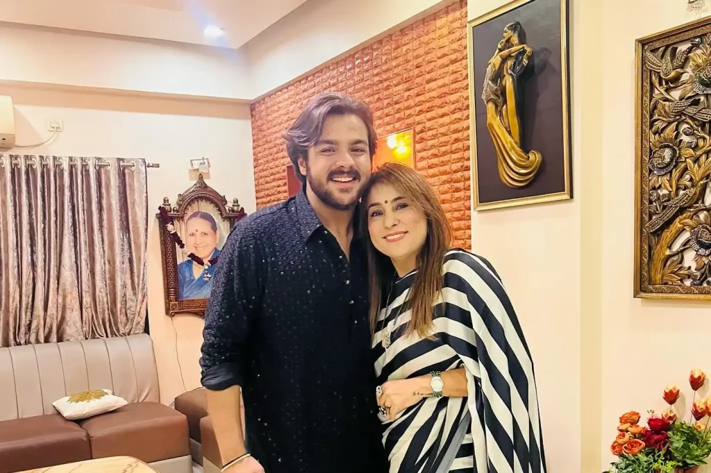 Ashish Chanchlani Biography- Net Worth, Age, Family, Girlfriend & More 88 Ashish Chanchlani Biography - Net Worth, Age, Family, Girlfriend & More