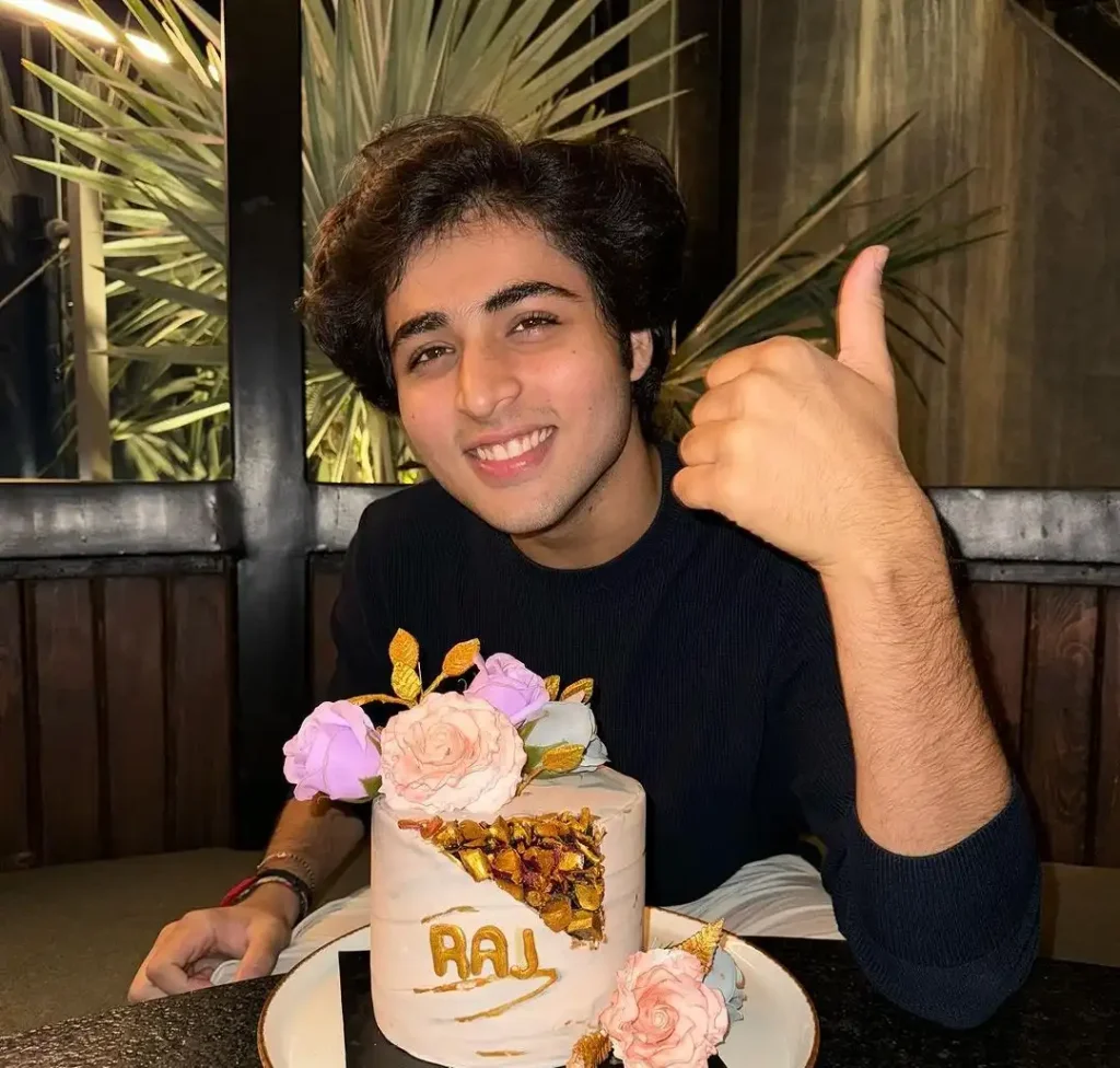 Raj Grover Biography- Net Worth, Age, Family, Girlfriend & More 87 Raj Grover birthday