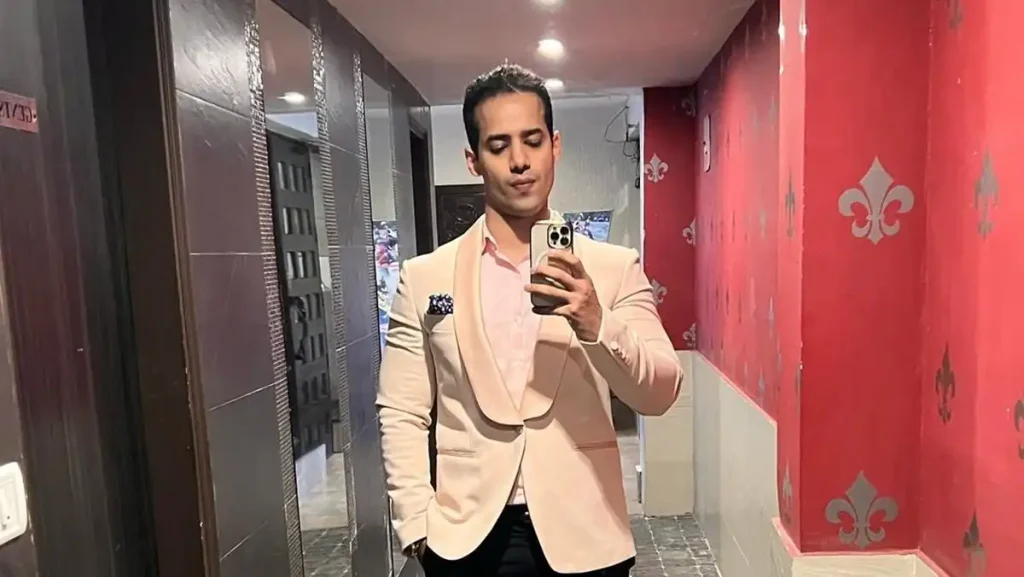 Digvijay Singh Biography- Net Worth, Age, Family, Girlfriend & More 86 Digvijay Singh (Health Coach) Biography - Net Worth, Age