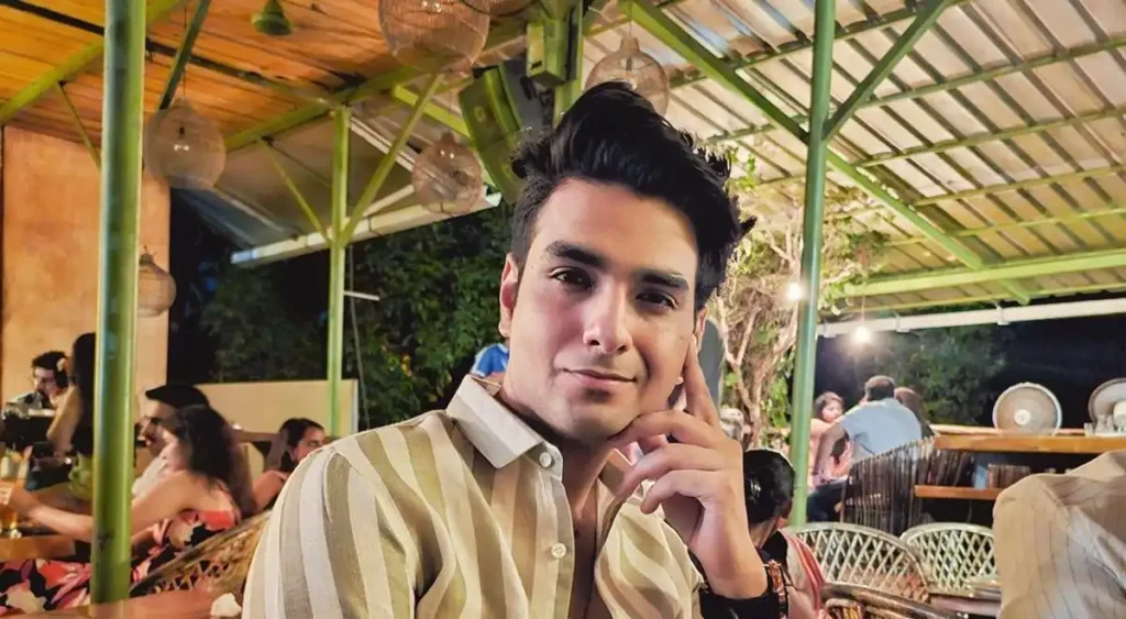 Lakshay Thakur Biography- Net Worth, Age, Family, Girlfriend & More 90 Lakshay Thakur Biography - Net Worth