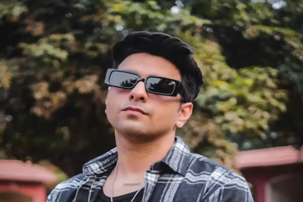 Lakshay Thakur Biography- Net Worth, Age, Family, Girlfriend & More 91 Lakshay Thakur Biography - Net Worth, Age, Family, Girlfriend