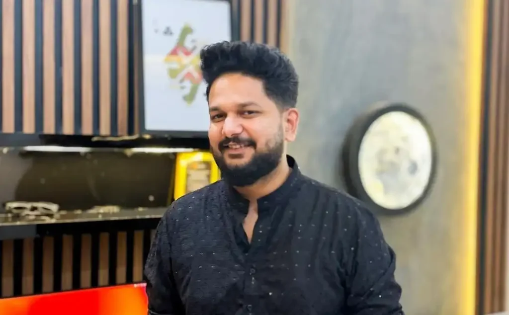 Naman Deshmukh Biography - Net Worth, Age, Family, Girlfriend & More 92 Naman Deshmukh Biography - Net Worth