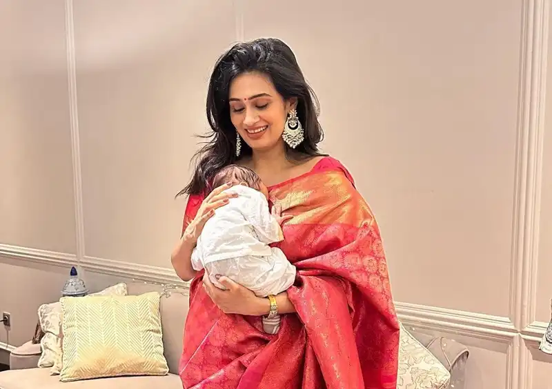 Tarini Peshawaria Biography- Net Worth, Age, Family, Boyfriend & More 89 Tarini Peshawaria Biography - Net Worth, Age, Family, Boyfriend & More