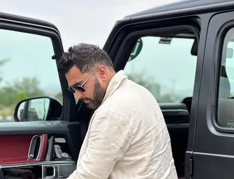 Viraj Ghelani Biography - Net Worth, Age, Family, Girlfriend & More 92 Viraj Ghelani Biography - Net Worth