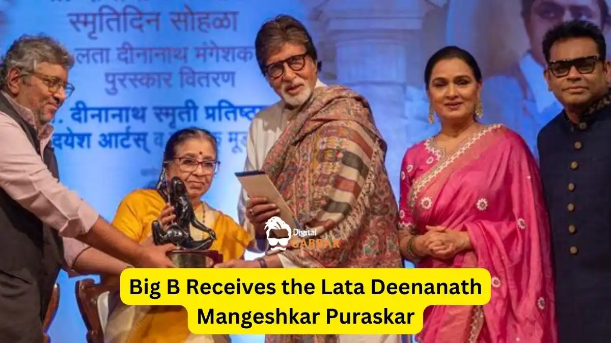 Amitabh Bachchan Receives the Lata Deenanath Mangeshkar Puraskar
