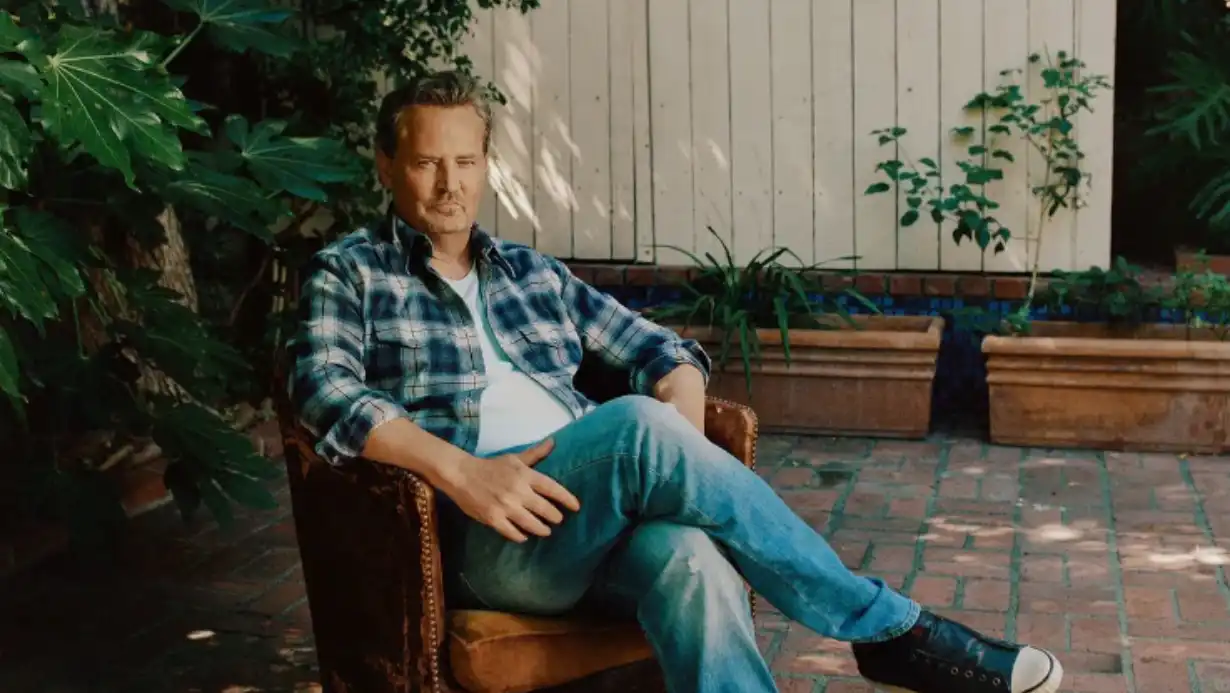 Matthew Perry Death Mystery: Multiple Fainting Spells Revealed Before Tragic End? 95 Matthew Perry Death Mystery Multiple Fainting Spells Revealed Before Tragic End