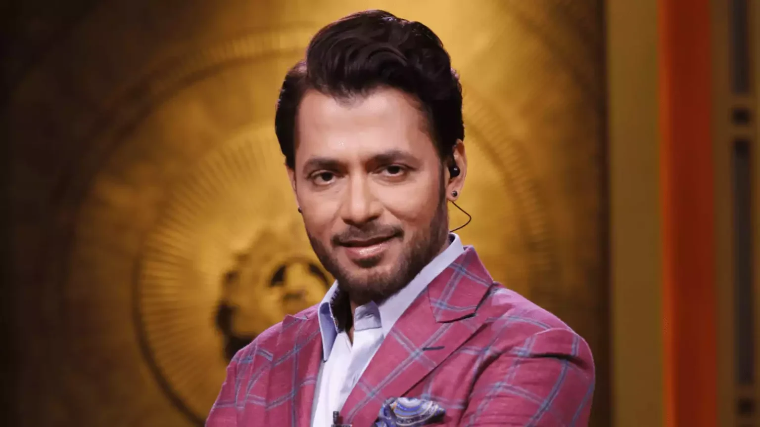 Raksha Bandhan 2024: Anupam Mittal’s Heartfelt Tribute to His Sisters 89 Anupam Mittal