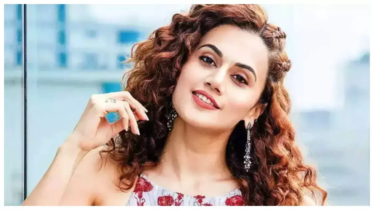 Shah Rukh Khan’s Unconventional Advice: Taapsee Pannu Reveals How SRK Changed Her Perspective on Paid Promotion 89 Tapsee Pannu (1)