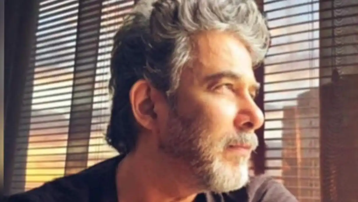 Bollywood Actor Deepak Tijori Falls Victim to ₹1.74 Crore Fraud: Producer Vikram Khakhar Accused 87 Bollywood Actor Deepak Tijori Falls Victim To ₹1.74 Crore Fraud