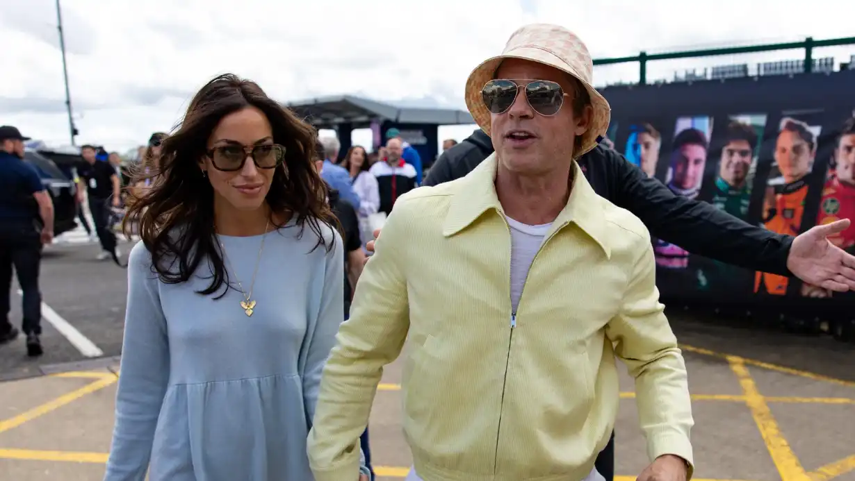 Hollywood Buzz: 60-Year-Old Oscar Winner Brad Pitt Sparks Romance with 34-Year-Old Jewelry Executive 89 Brad Pitt Sparks Romance With 34 Year Old Jewelry Executive