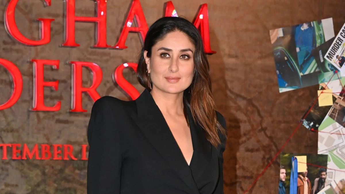 Kareena Kapoor Khan's Reaction to Shahid Kapoor mention Goes Viral: Actress's Expression Sparks Memes 71 Kareena Kapoor Khan