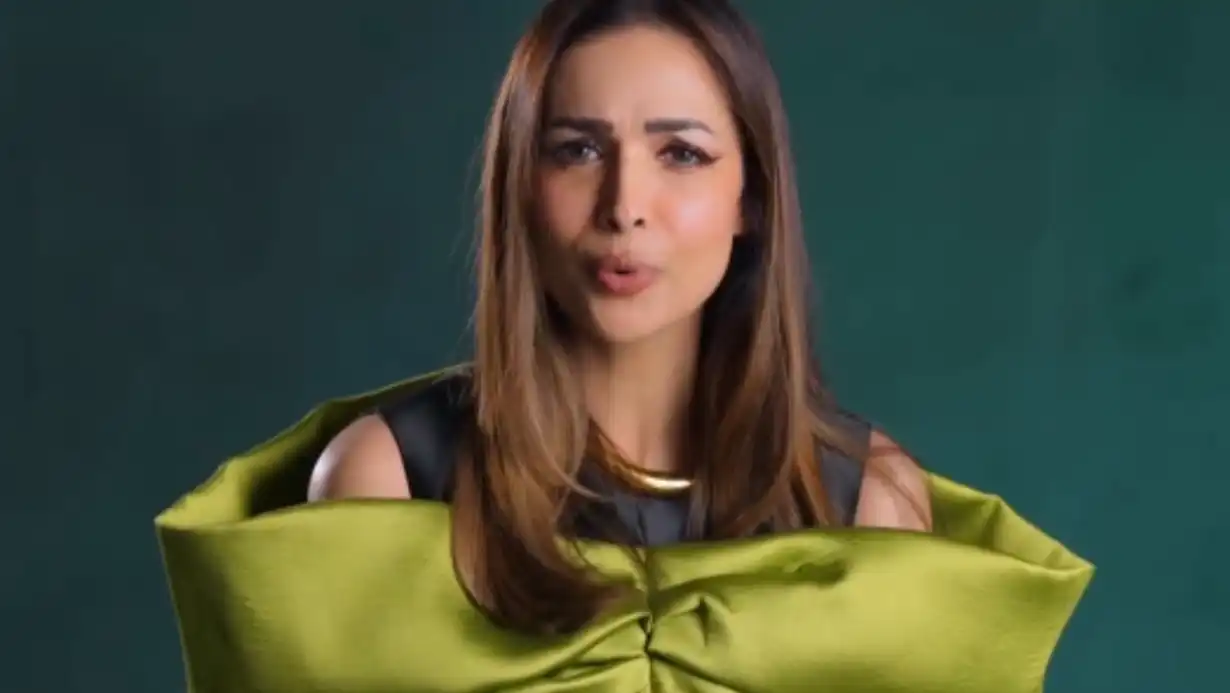 Malaika Arora Turns Red in Viral Throwback Video: Karan Johar’s Questions Leave Her Flustered 89 Malaika Arora Turns Red In Viral Throwback Video