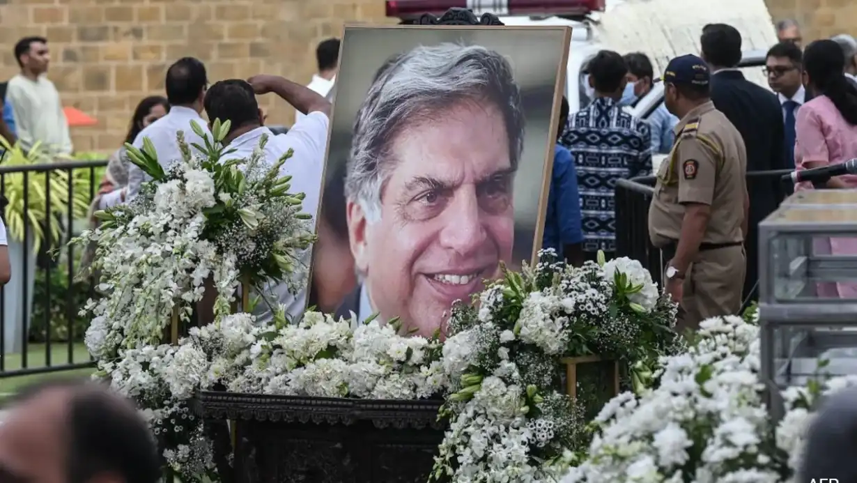 Bollywood Mourns the Loss of ‘Legendary Titan’ Ratan Tata 87 Bollywood Mourns The Loss Of ‘legendary Titan’ Ratan Tata