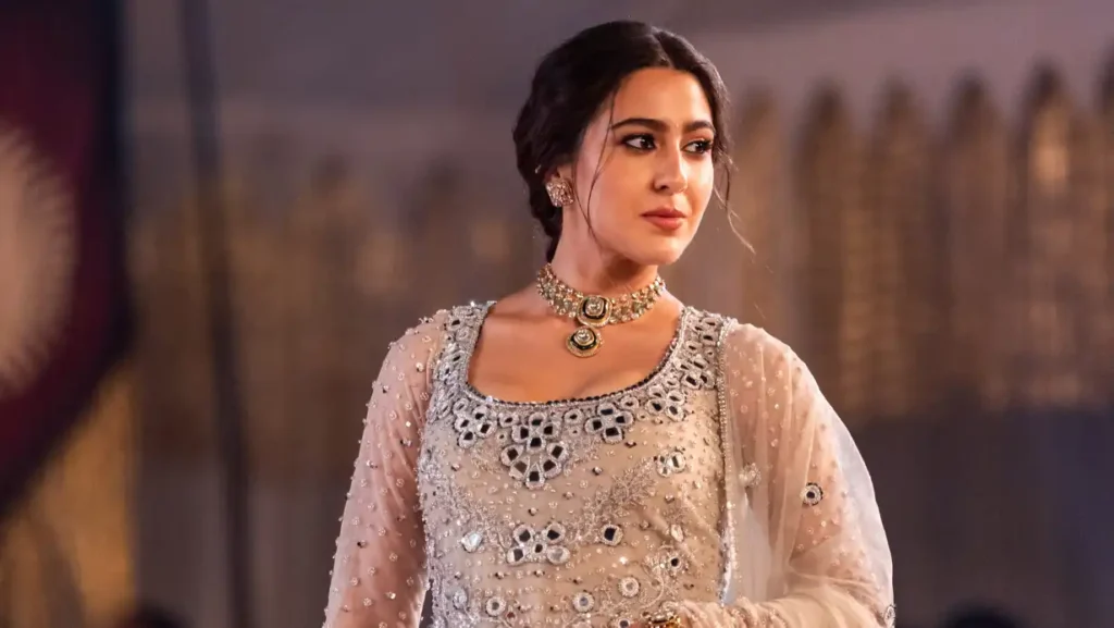 Sara Ali Khan Opens Up on Social Media's Influence on Fashion: ‘Sometimes It Can Be Pressurizing’ 87 Bollywood Actress Sara Ali Khan