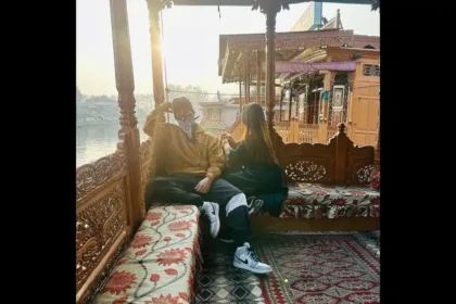 Asim Riaz Shared A Photo With A Mistry Women