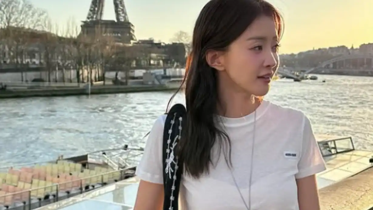 K-Drama Star Lee Si Young Files for Divorce After 8 Years of Marriage 89 K Drama Star Lee Si Young Files For Divorce After 8 Years Of Marriage