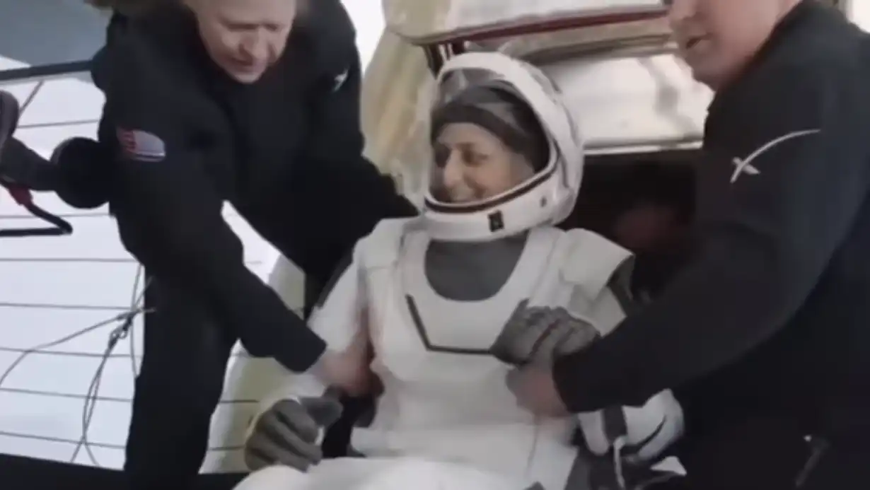 R. Madhavan Rejoices as Sunita Williams Returns to Earth Safely 89 R. Madhavan Rejoices As Sunita Williams Returns To Earth Safely