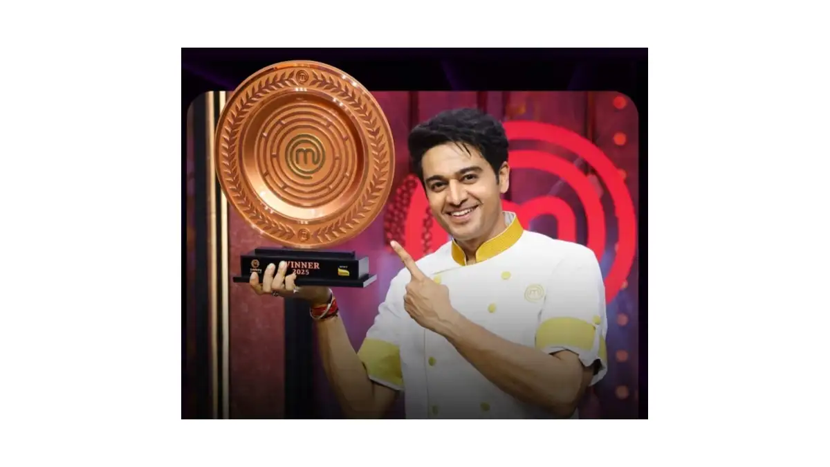 Gaurav Khanna on MasterChef Win & Controversy: “When guru Vikas Khanna Speaks, I Don’t Need To” 89 Gaurav Khanna With The Masterchef Trophy