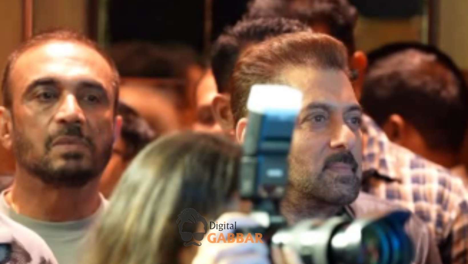 Salman Khan Ignored by Photographer at Event, Netizens Say ‘Stardom is Fading’ – Watch 76 Salman Khan Ignored By Photographer Viral Video