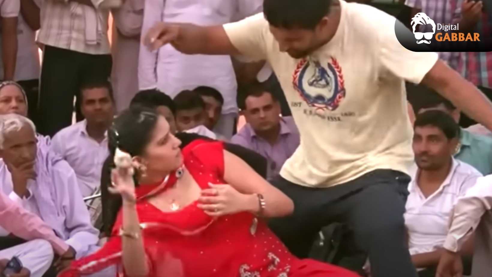 Sapna Choudhary’s Old Viral Video: Shocking Incident During Stage Performance 80 Sapna Choudhary Viral Video Stage Incident